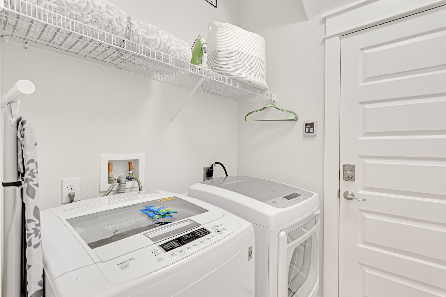 Laundry-Room-Washer-and-Dryer-at-Recovery-Room-at-Watersound